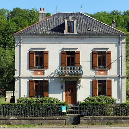 Au Fil Du Temps Bed & Breakfast Fougerolles-Saint-Valbert Екстериор снимка