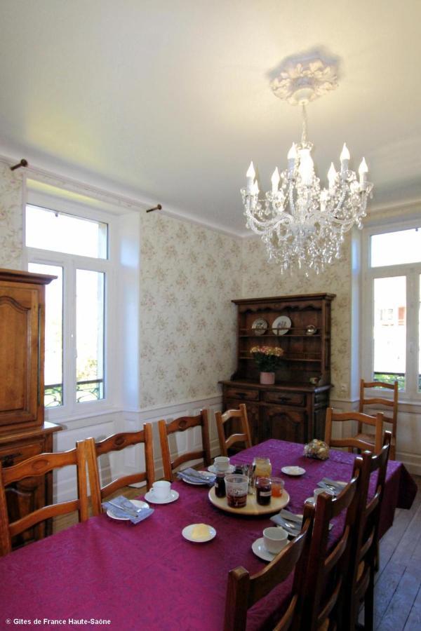 Au Fil Du Temps Bed & Breakfast Fougerolles-Saint-Valbert Екстериор снимка