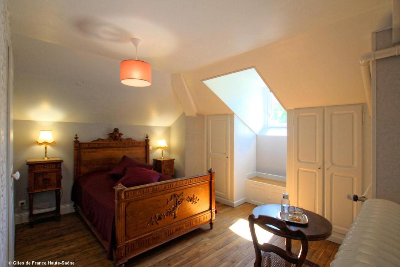 Au Fil Du Temps Bed & Breakfast Fougerolles-Saint-Valbert Екстериор снимка
